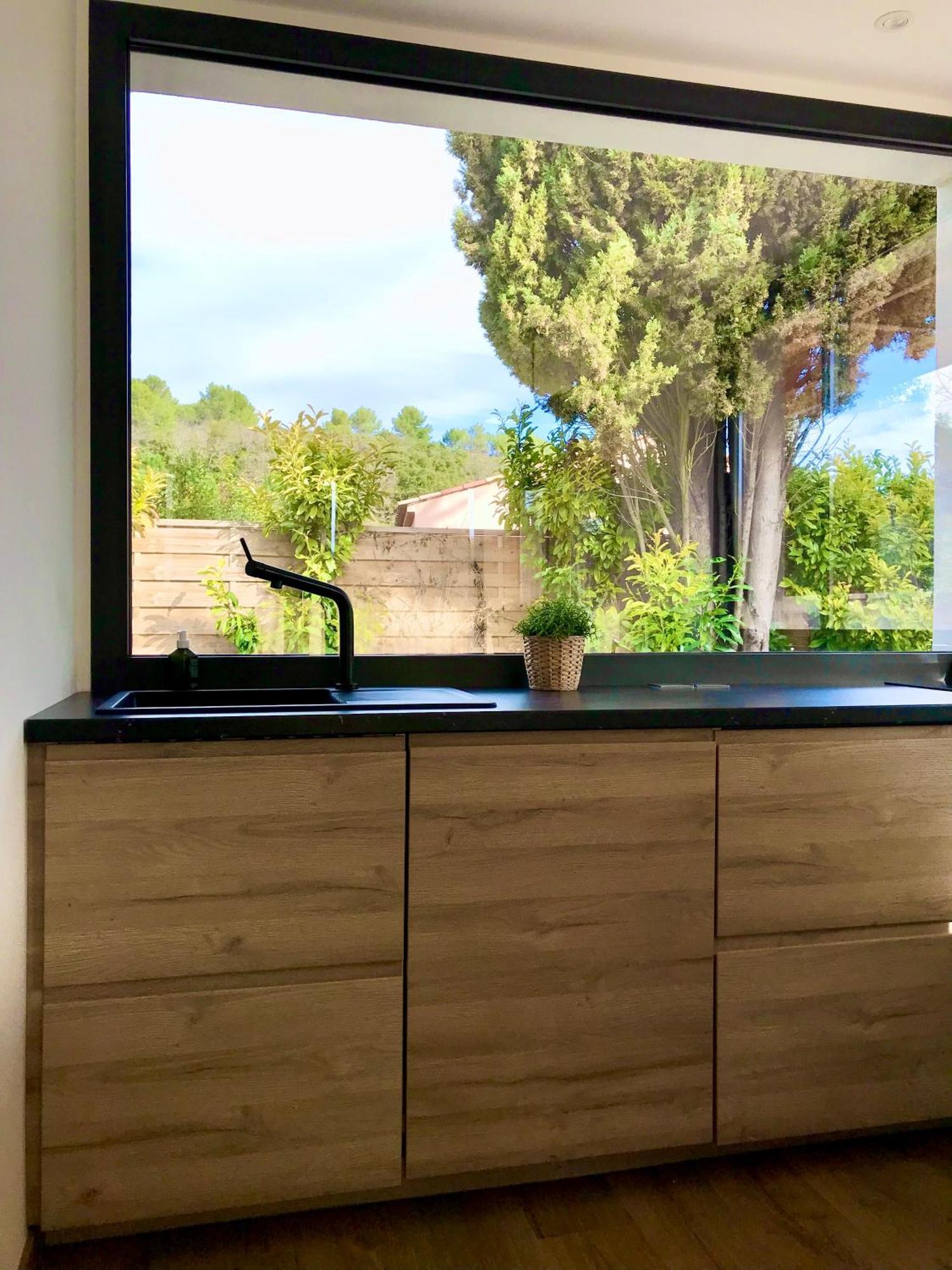 Valbelle, Maison Independante Avec Jacuzzi