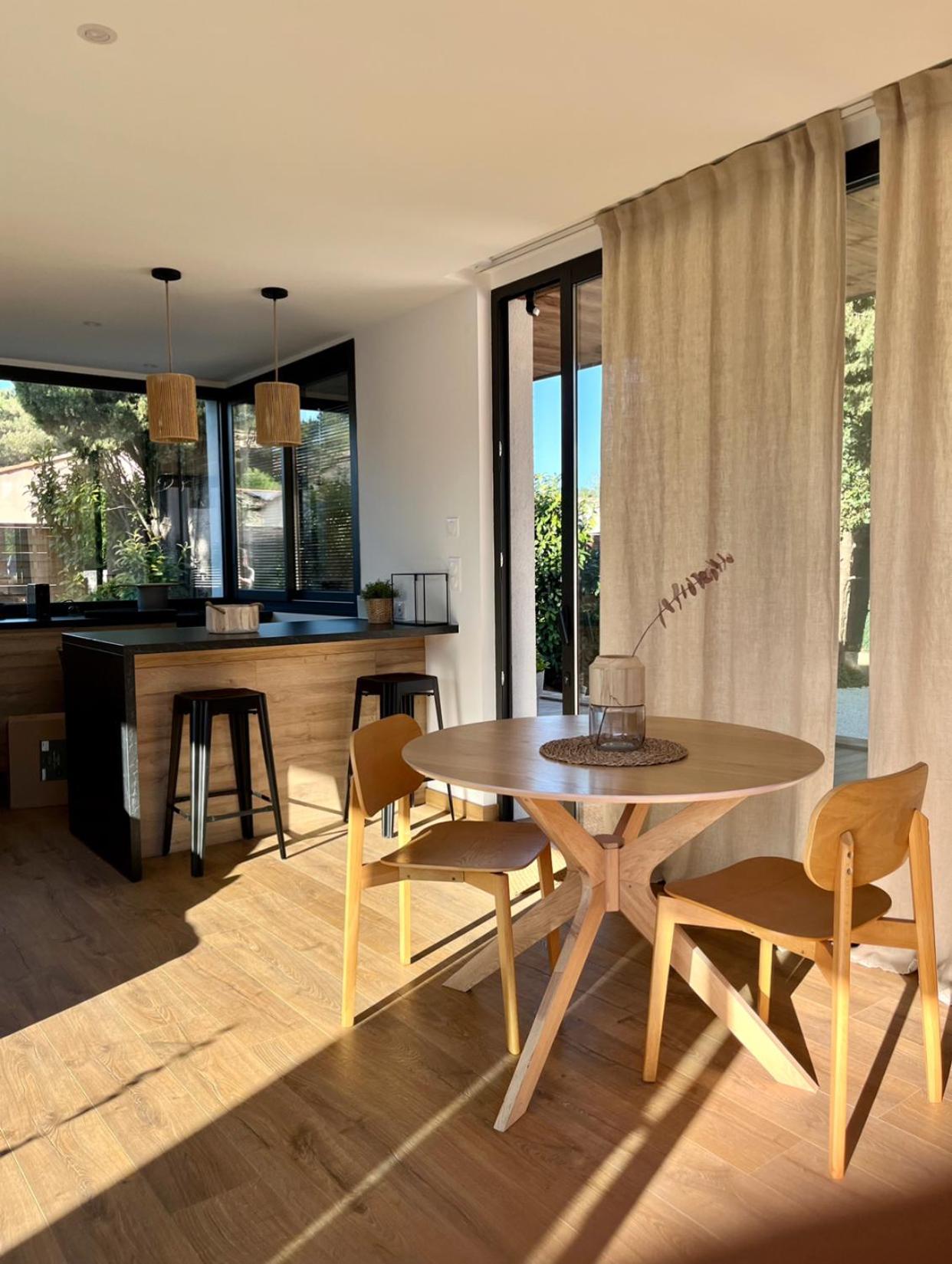 Holiday home Valbelle, Maison Independante Avec Jacuzzi