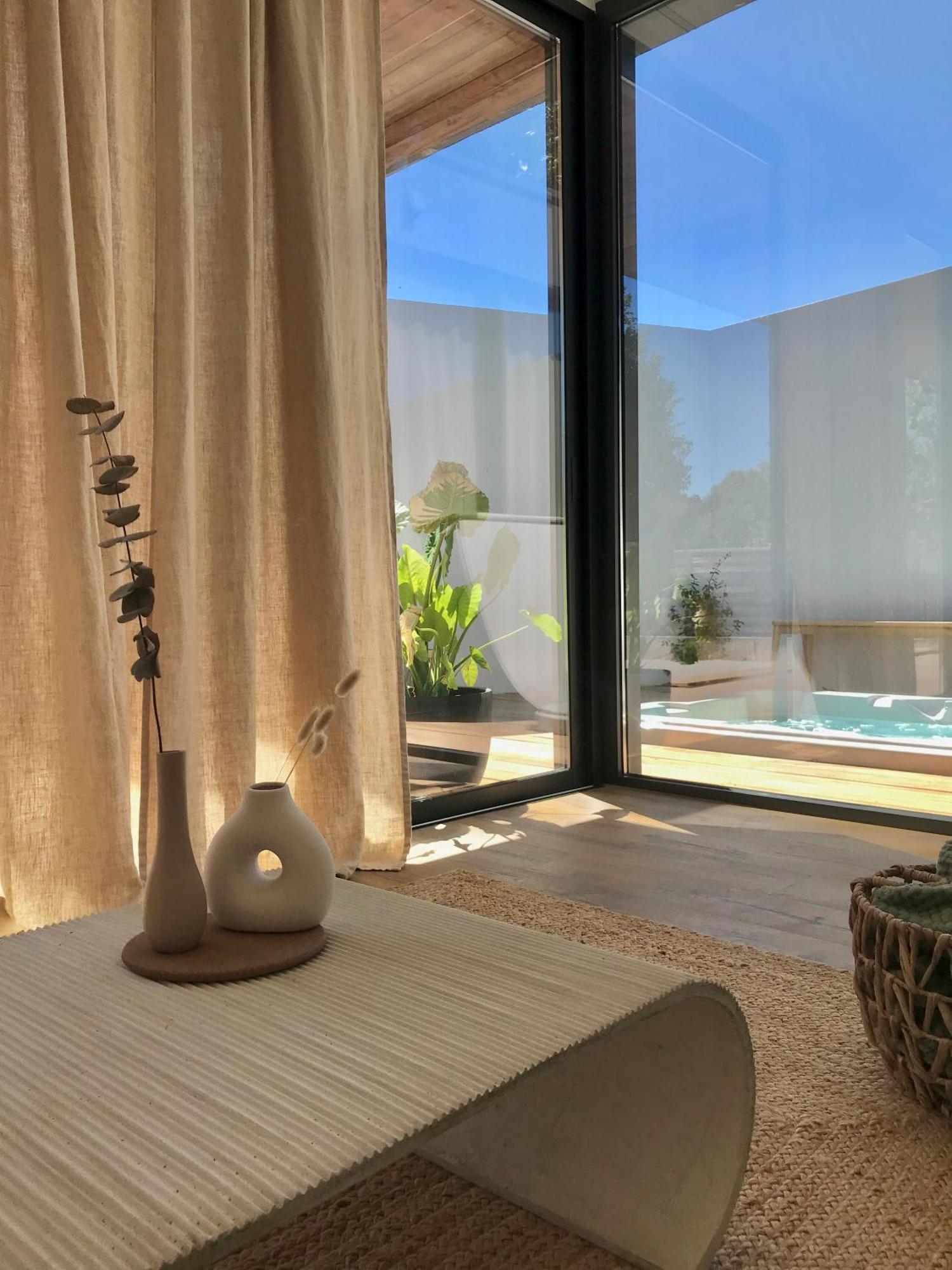 Holiday home Valbelle, Maison Independante Avec Jacuzzi Tourves